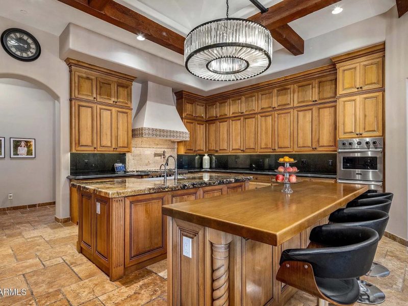 2d5433ee117a3730b78926cd51fcc0e4-uncropped_scaled_within_1536_1152