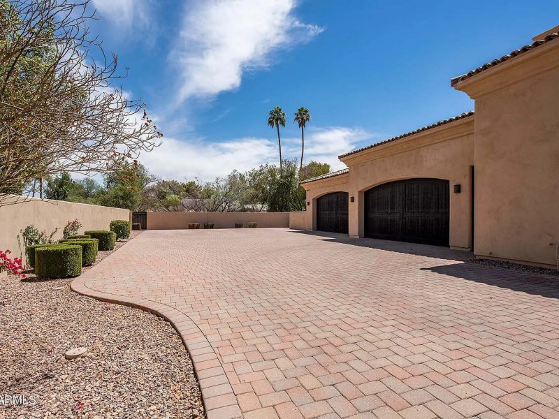 b39de00c9f7749594ca4203bad5c1945-uncropped_scaled_within_1536_1152